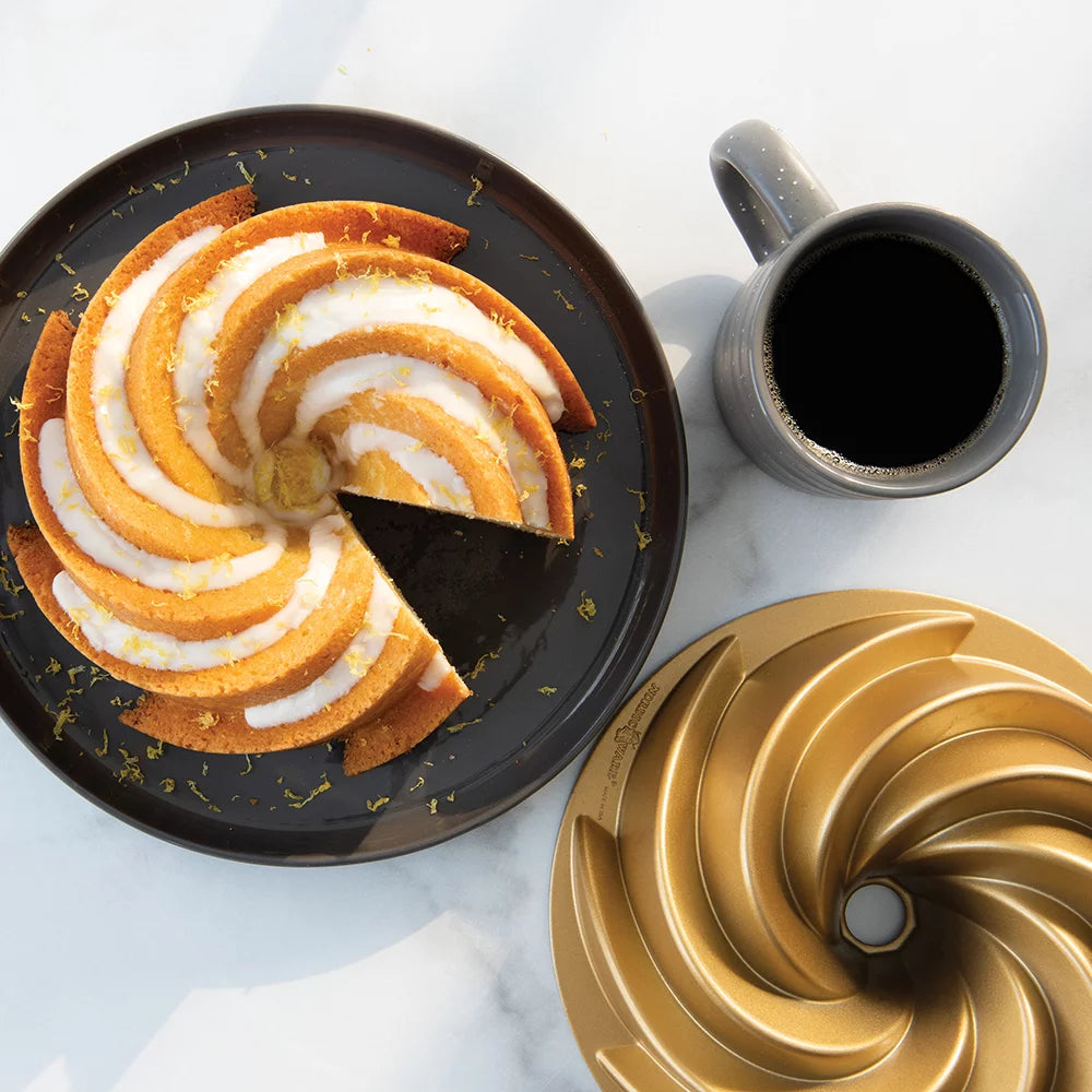 6 Cup Bundt Pan X104