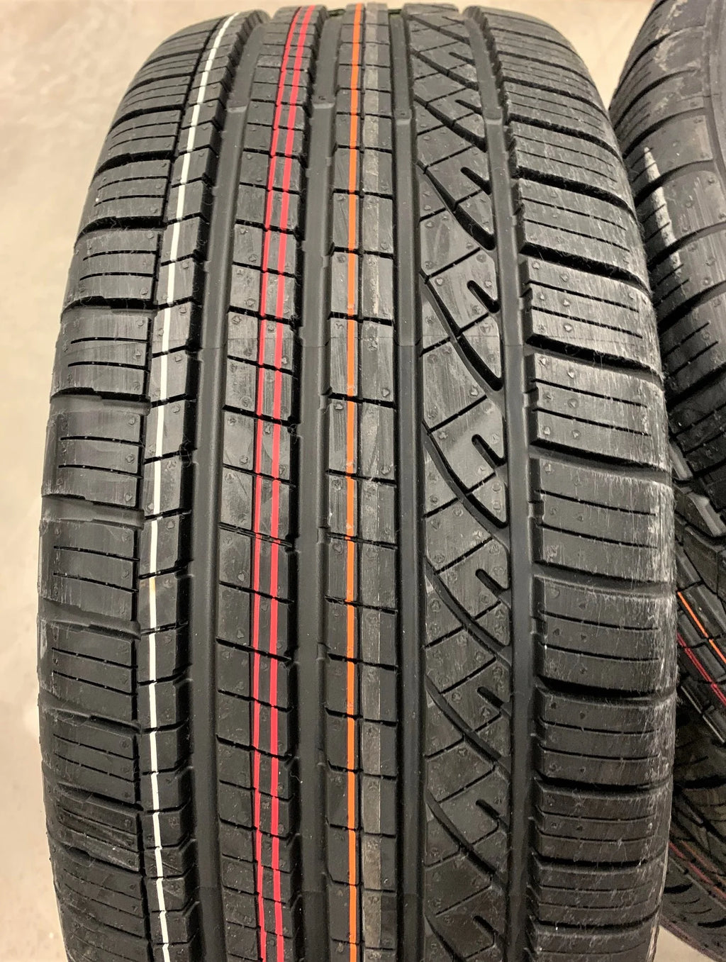 255/50R19 107H BSW Tire X30437