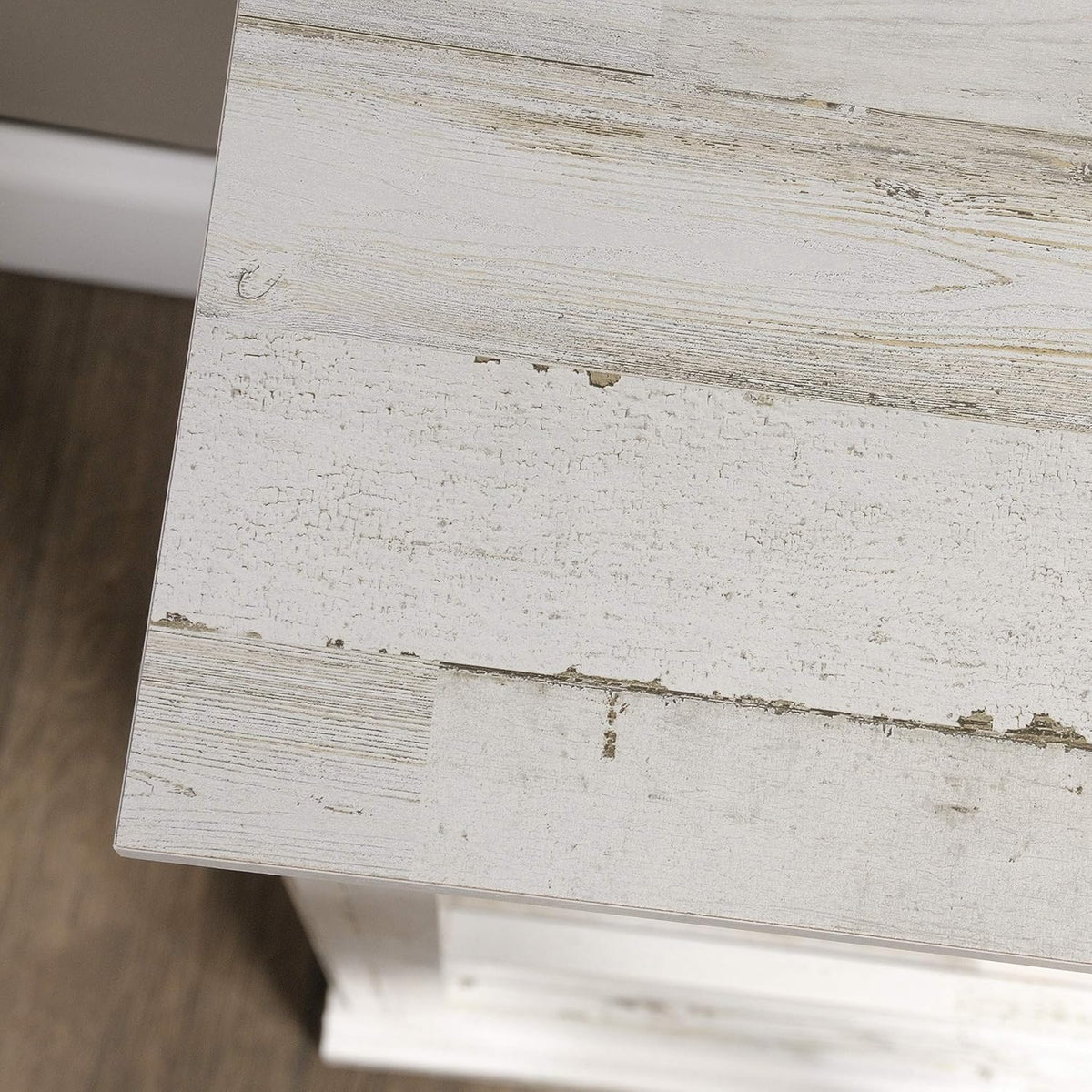 White Bookcase Y974