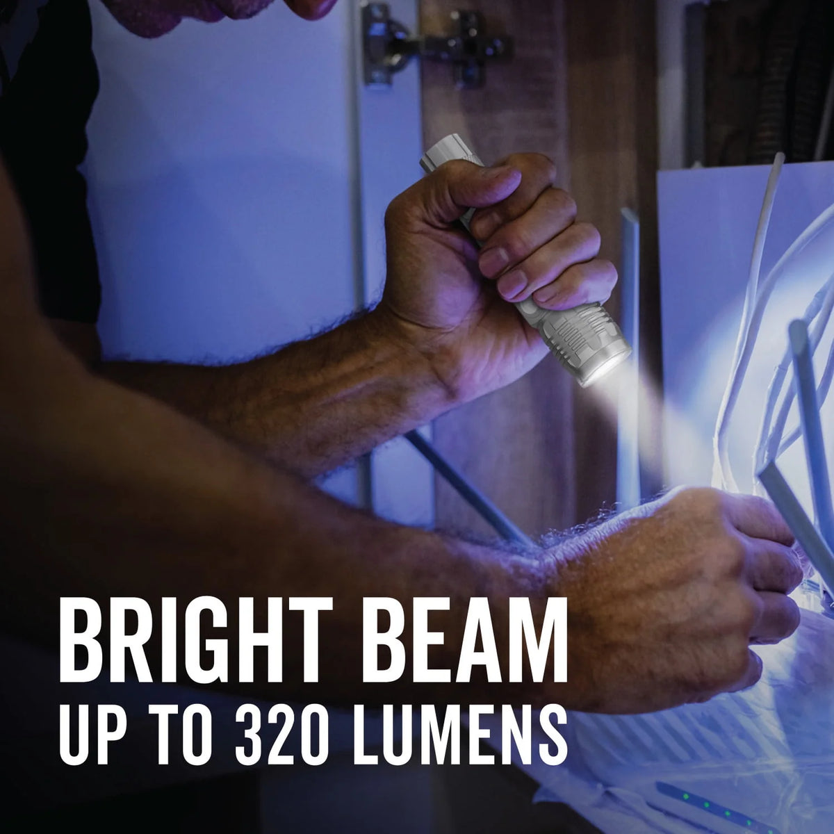 Metal Rechargeable LED Flashlight 300 Lumens K2984