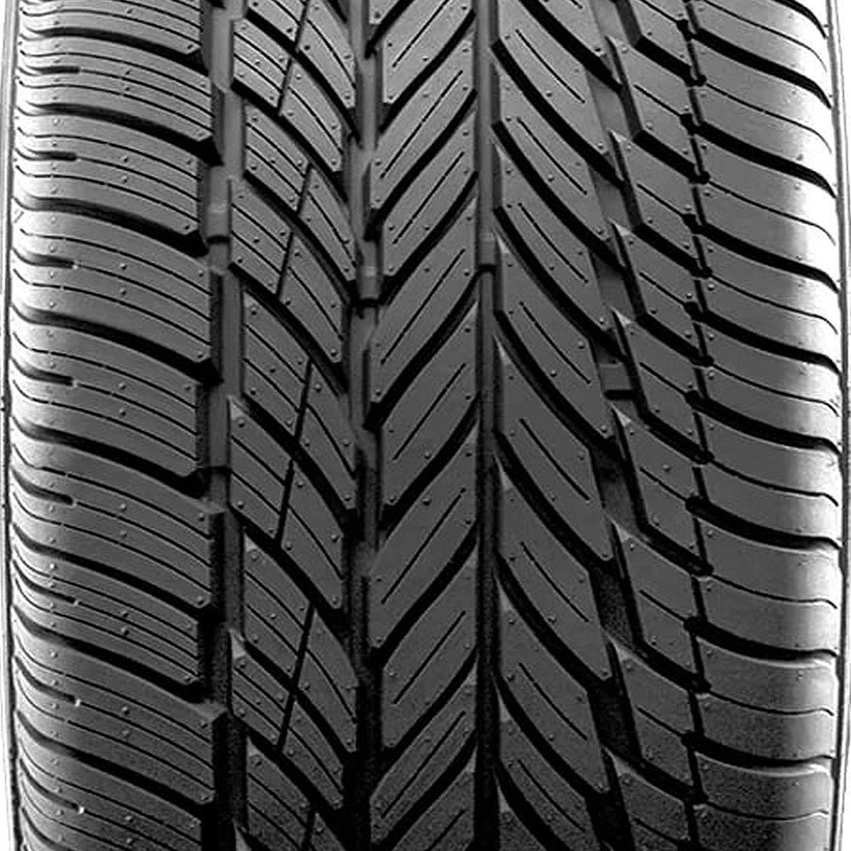 245/40R20 99V XL All Season Passenger Tire U637444