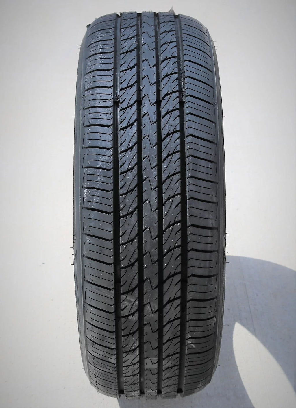 205/70R16 97H All Season Tire U31608