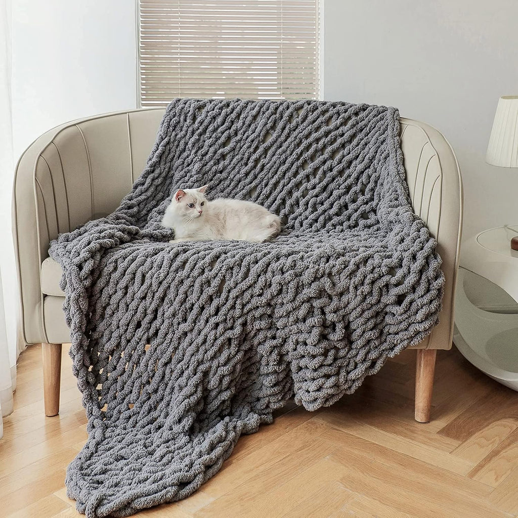 Chunky Knit Chenille Throw Blanket 50 x 60 A870013