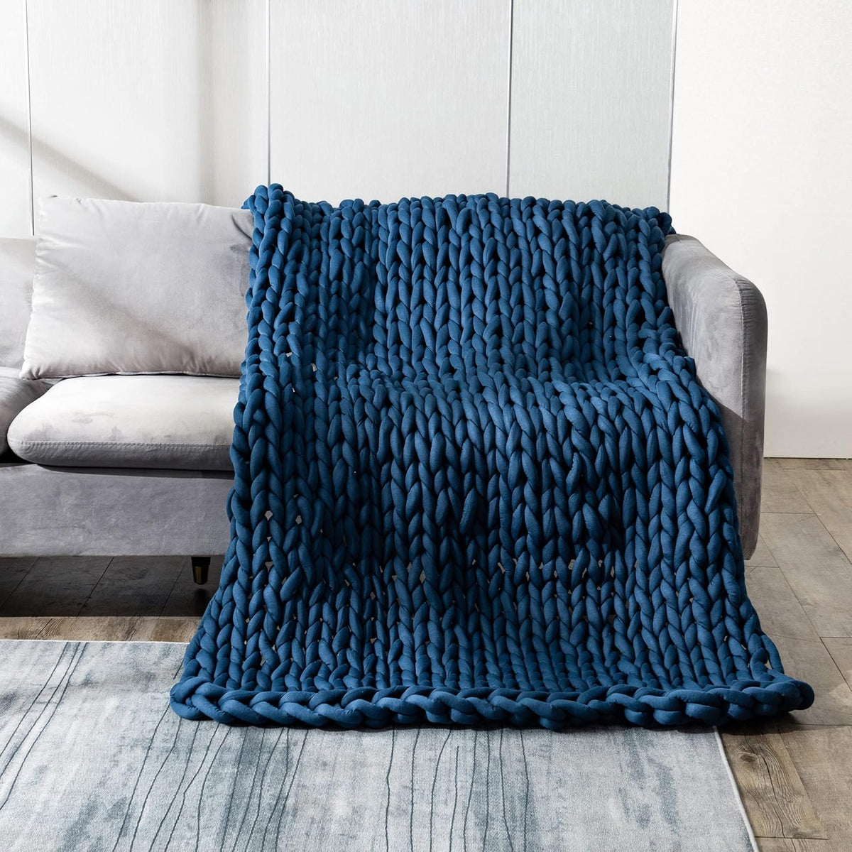 Chunky Knit Chenille Throw Blanket 50 x 60 A870013