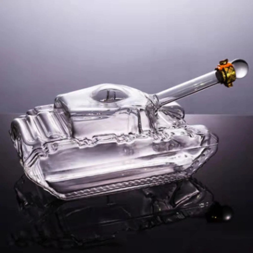 Tank Shaped Clear Decanter V4905