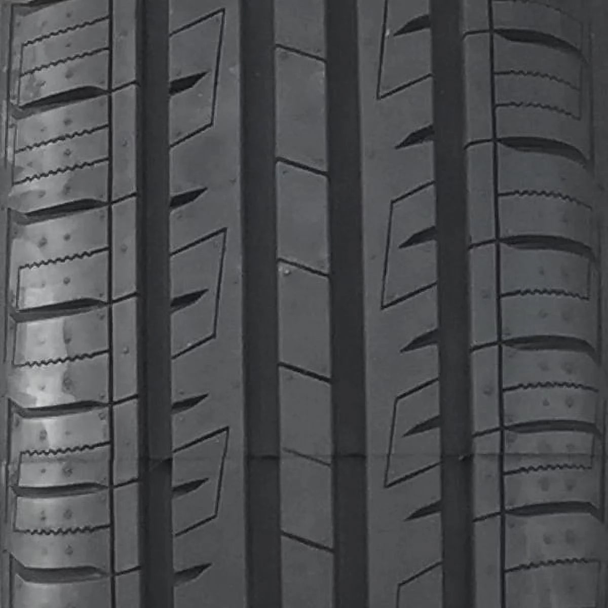 205/65R16 Tire S2817