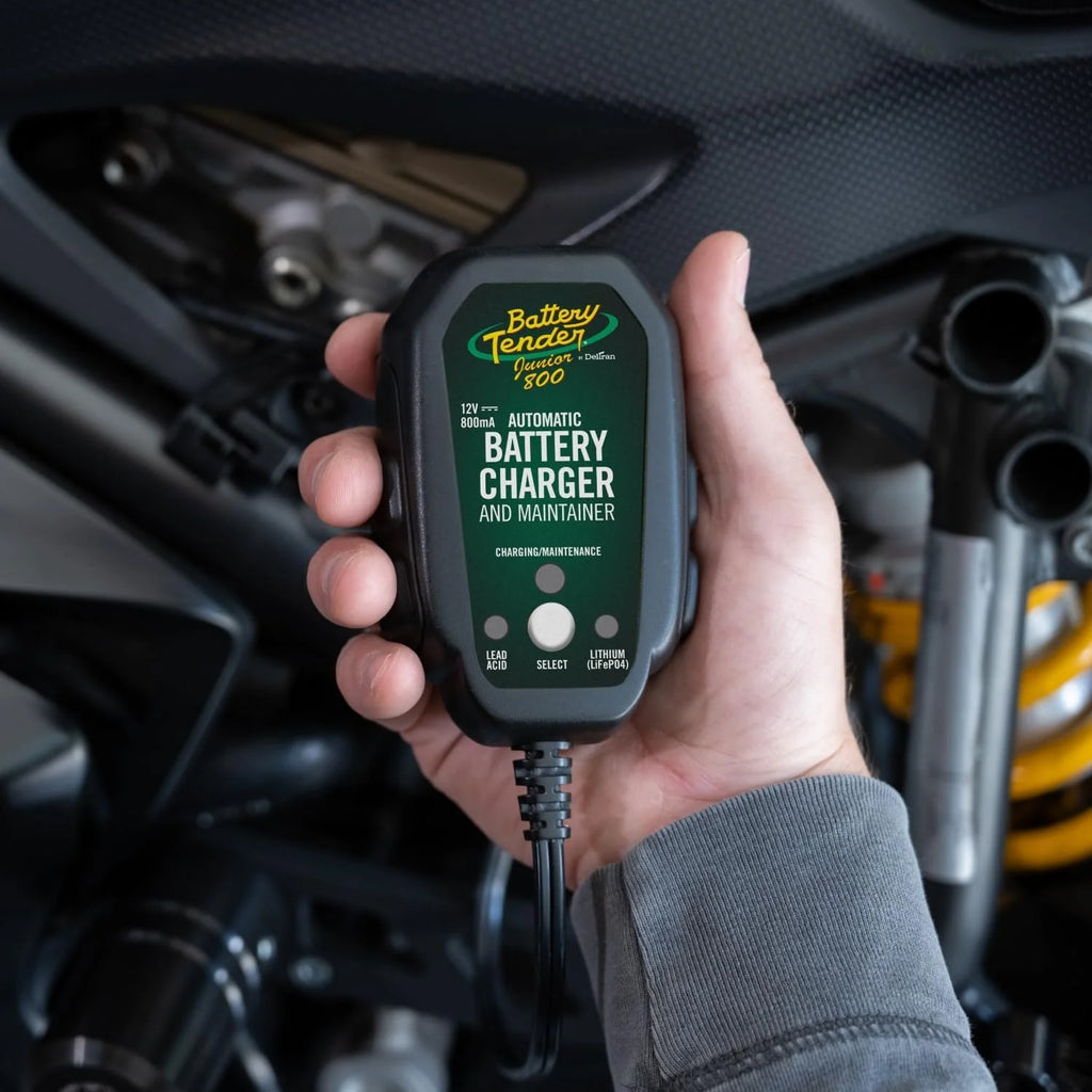 12V 800mA Battery Charger and Maintainer A234