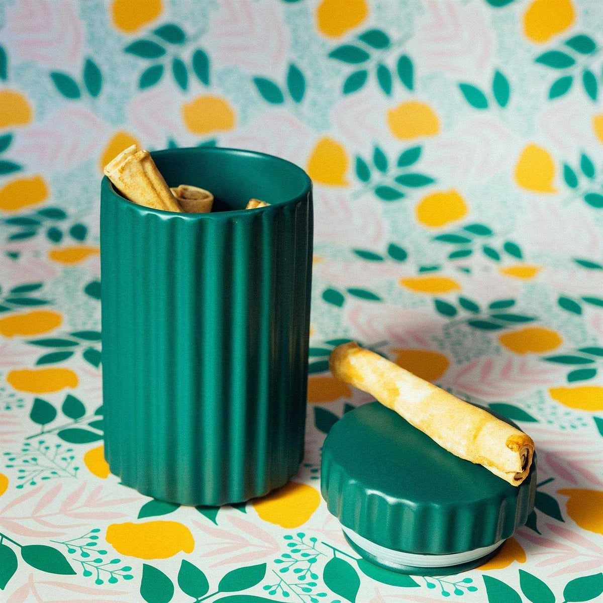Ceramic Dog Treat Jar Y1629