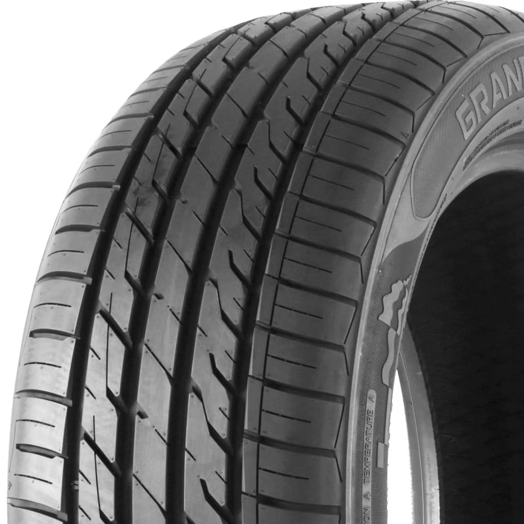 225/45R19 High Performance Tire M966885